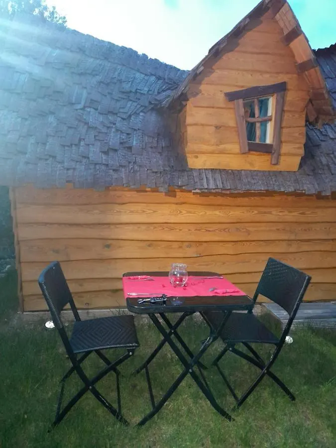 Cabane enchantée Carpentras Camping